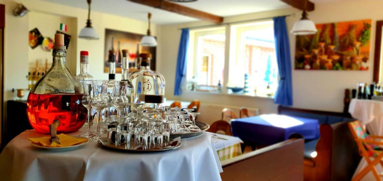 Gasthaus Zum Seestern Hotel Ravensbruck Esterno foto